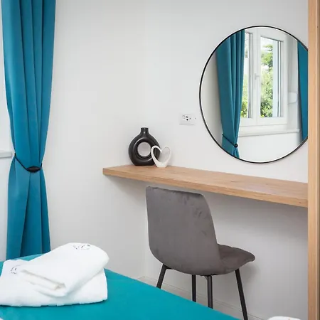 Ea Luxury With Sea View Apartment